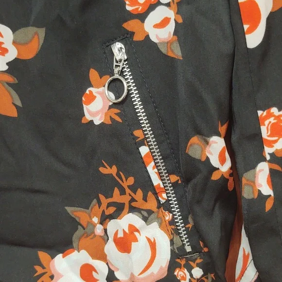 EUC Cloud Chaser Floral Bomber Jacket - Black and Orange Size XS - Picture 5 of 5
